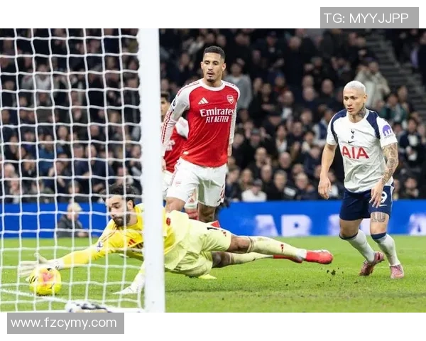 西甲赛场惊现冷门尤文图斯与热刺战成平局帽子戏法引发全场狂欢